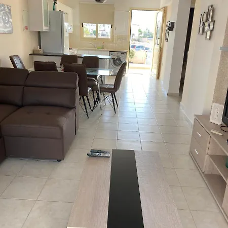 Royal Seacrest Luxurious * Paphos